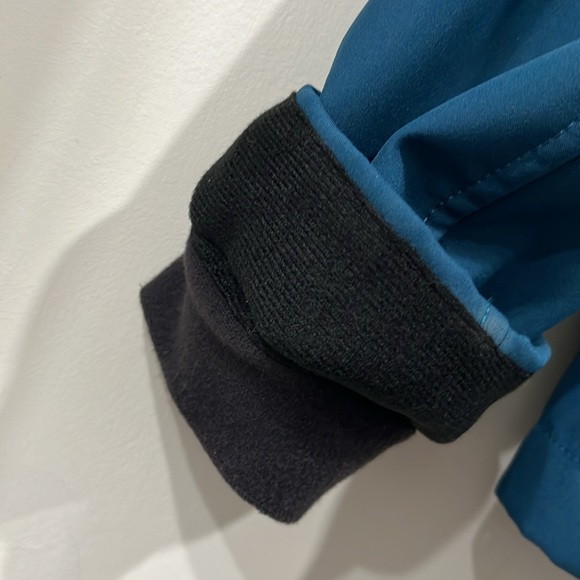 The North Facee Windwall Fleece Lined Preuss Softshelll in Dark Teal size XS - Picture 9 of 15